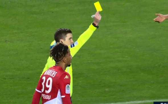  索肖客场防守反击奏效，法甲弱旅爆冷抢分成功