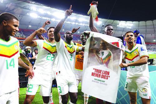  萨勒尼塔纳绝境求生成功，南部球队展现顽强意志