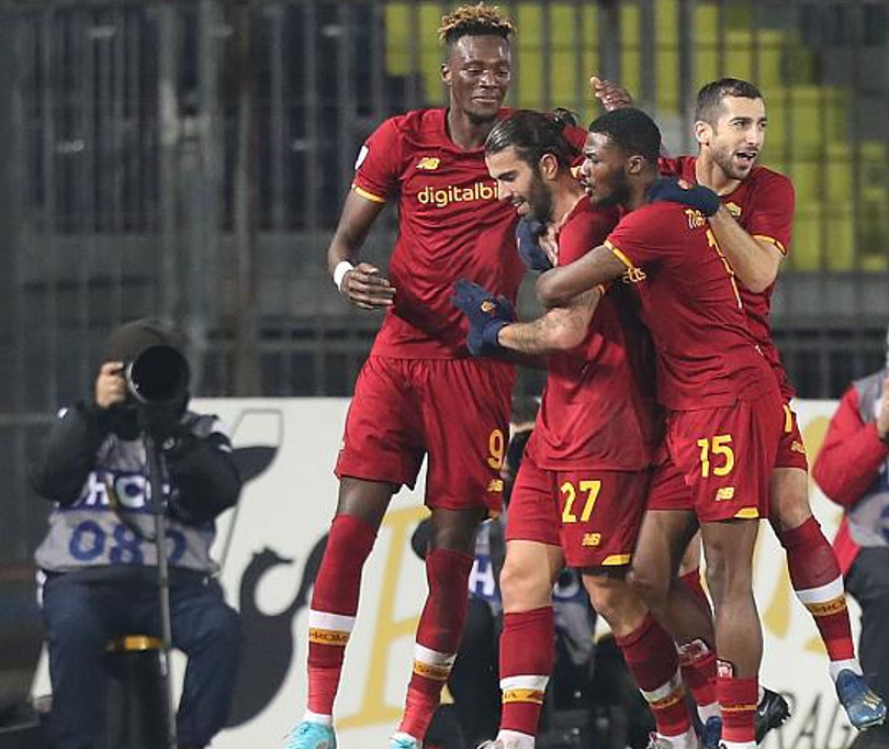  罗马新援梅开二度，助球队客场击败佛罗伦萨